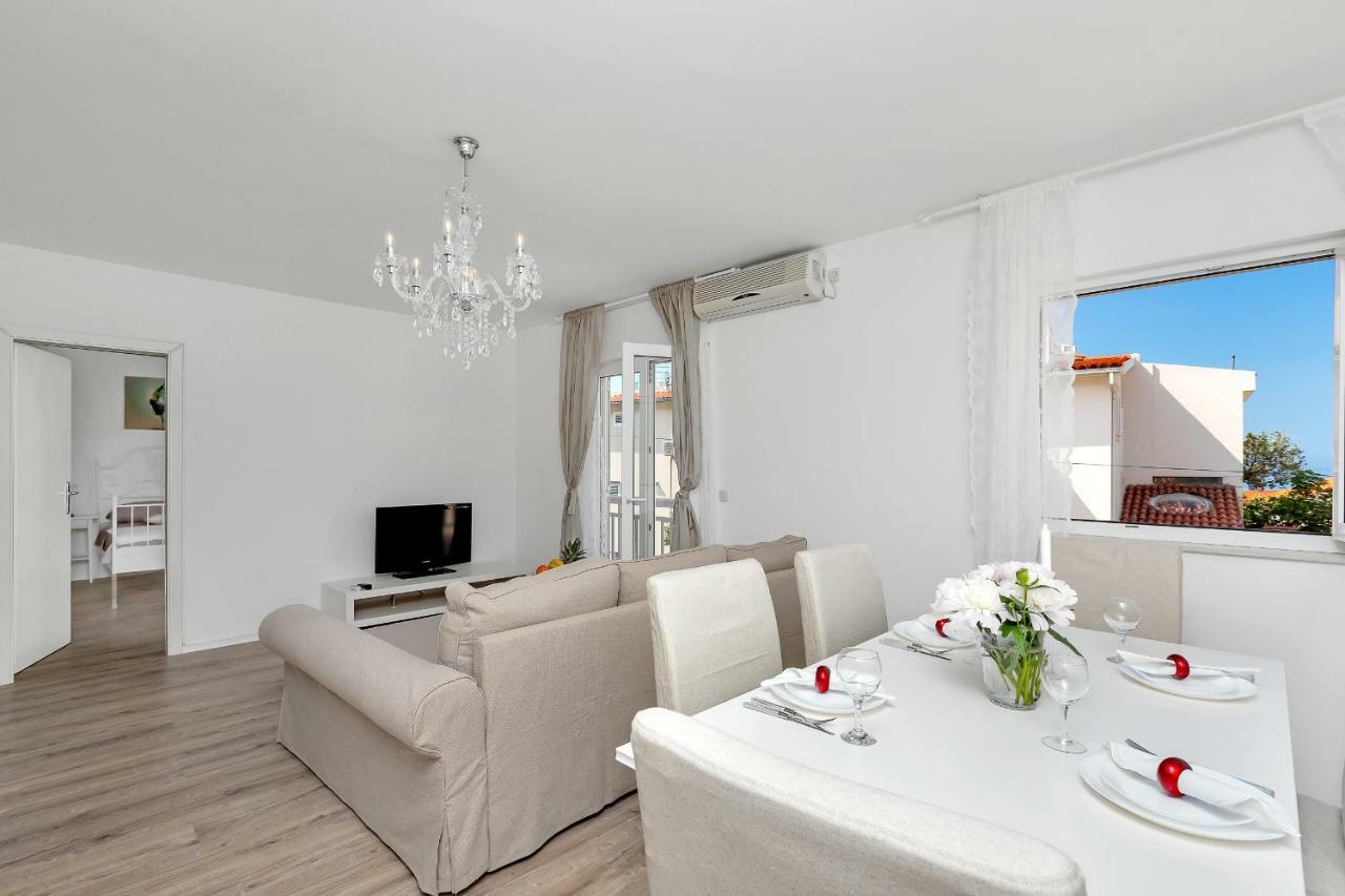 Apartments Marija Макарска Экстерьер фото